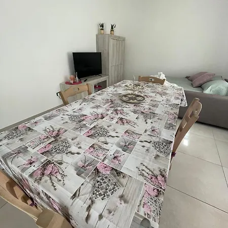 Nonna Rosa * Taglio Di Po