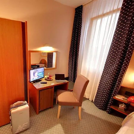 Rosa Lejlighedshotel 3*
